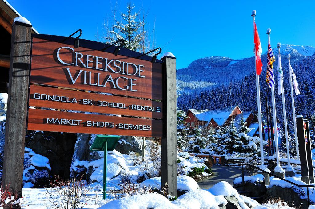Lodging Ovations Hotel Whistler Exterior photo