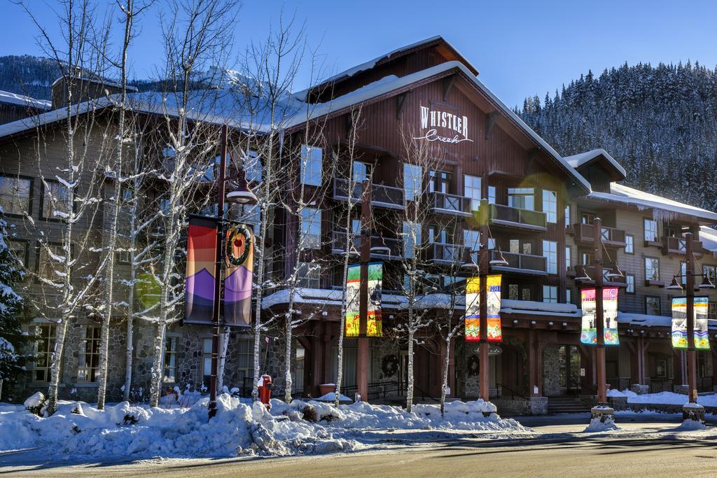 Lodging Ovations Hotel Whistler Exterior photo